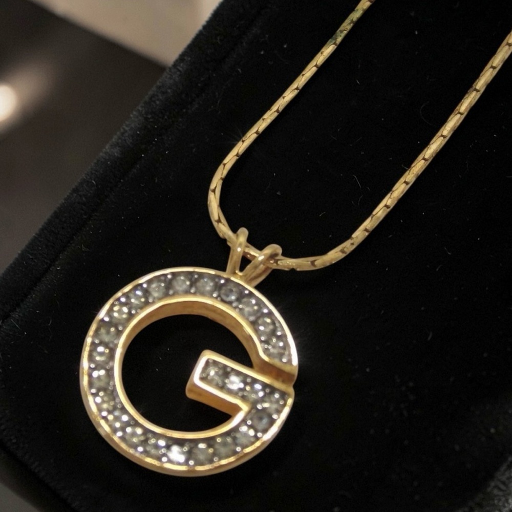 GIVENCHY 1981 Vintage G Logo Necklace ✨🤩 - Picture 7 of 11